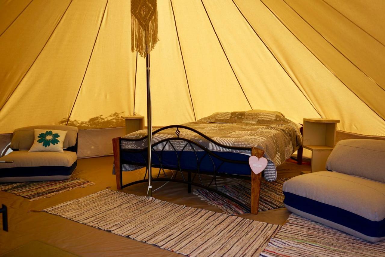 Saare Glamping Hotel Salme Buitenkant foto